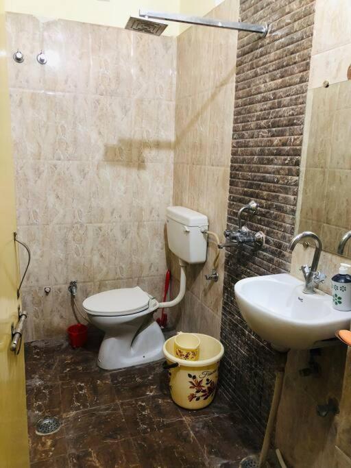 The Emerald House Apartment Varanasi